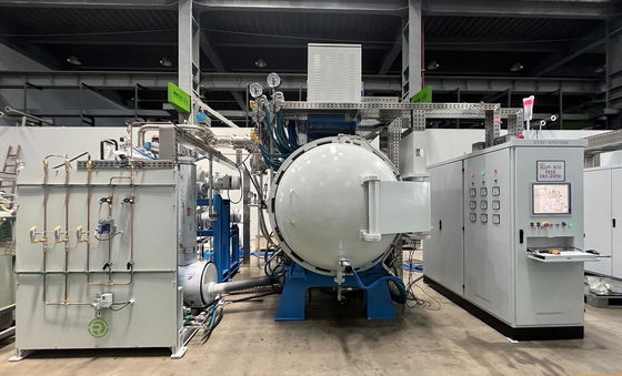 Forno de sinterização a vácuo elevado com vácuo de 10 a 3 Pa e faixa de temperatura de 1800°C a 2500°C para tratamento térmico